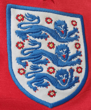 England national football team's crest